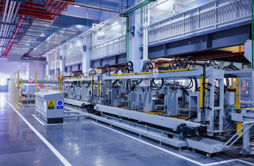 Automation’s Double Edge: Reshaping Work and Wages